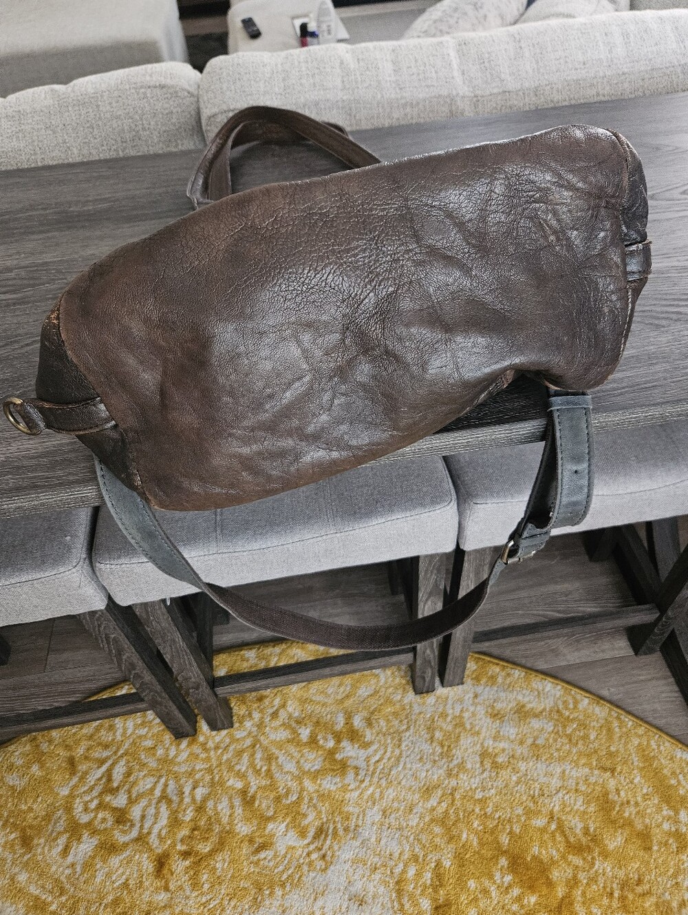 Oversized Leather Tote Bag - Picture 3 of 12